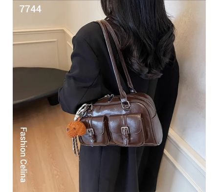 CARTERA DE HOMBRO C7744