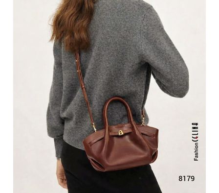 CARTERA DE MANO C8179