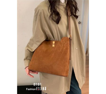 CARTERA DE HOMBRO C8181