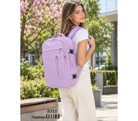 Mochila con entrada USB C8311